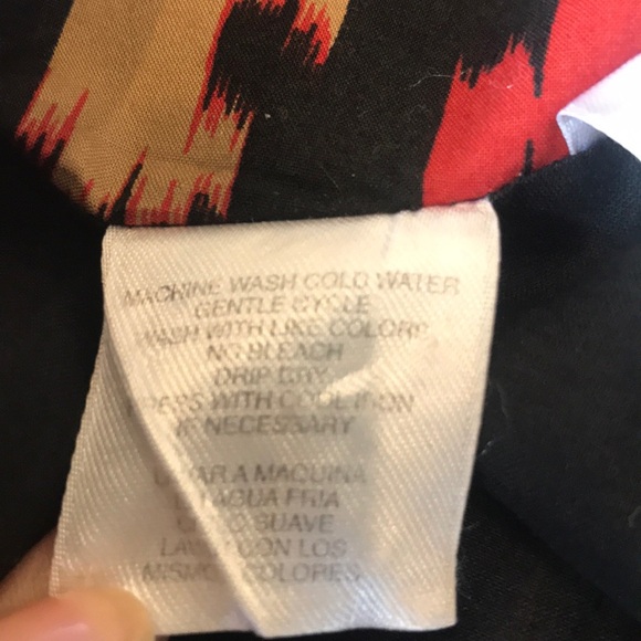 Jones New York Ikat Printed Skirt 4 EUC - Picture 8 of 8